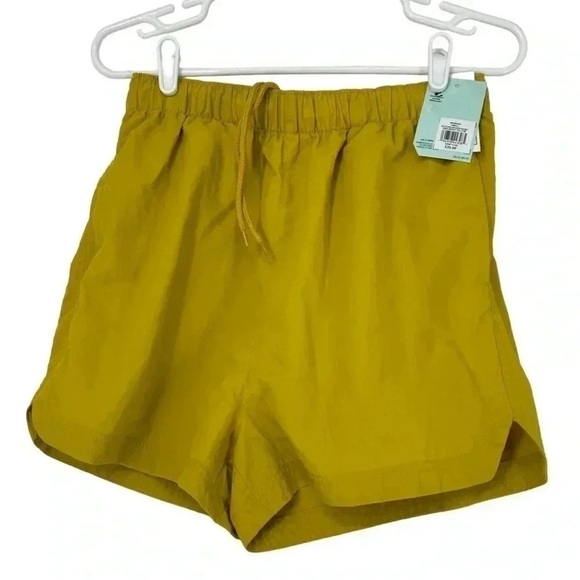 DSG NOTCHED WOVEN SHORTS GROUNDED YELLOW DRAWSTRING WAIST WOMENS SIZE SMALL - Picture 1 of 8